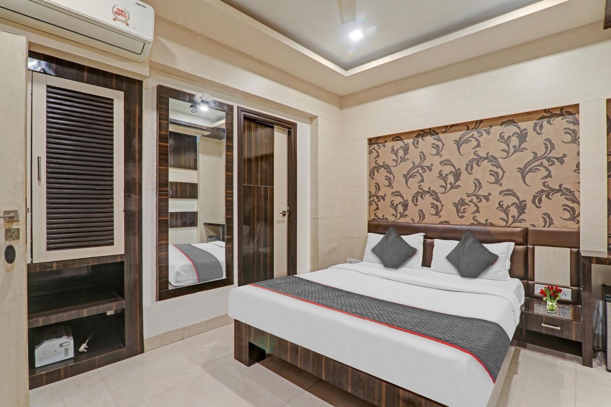 Townhouse 1182 Hotel Tirupati Galaxy Kánpur Exteriér fotografie